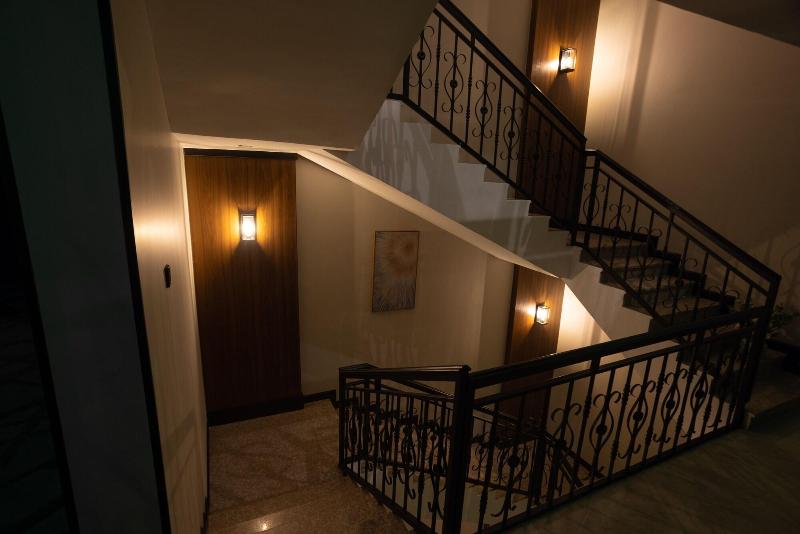 Skyline Hotel & Suites image