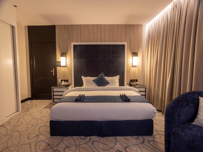 Skyline Hotel & Suites image