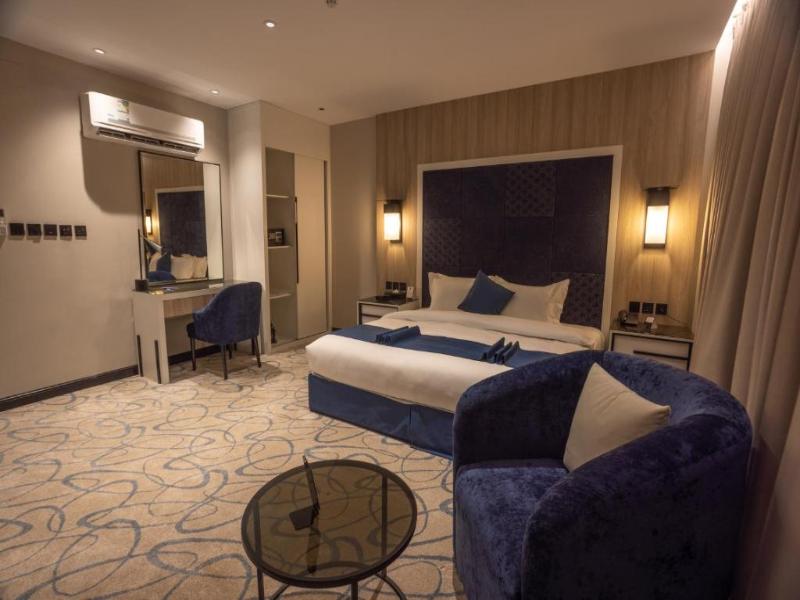 Skyline Hotel & Suites image