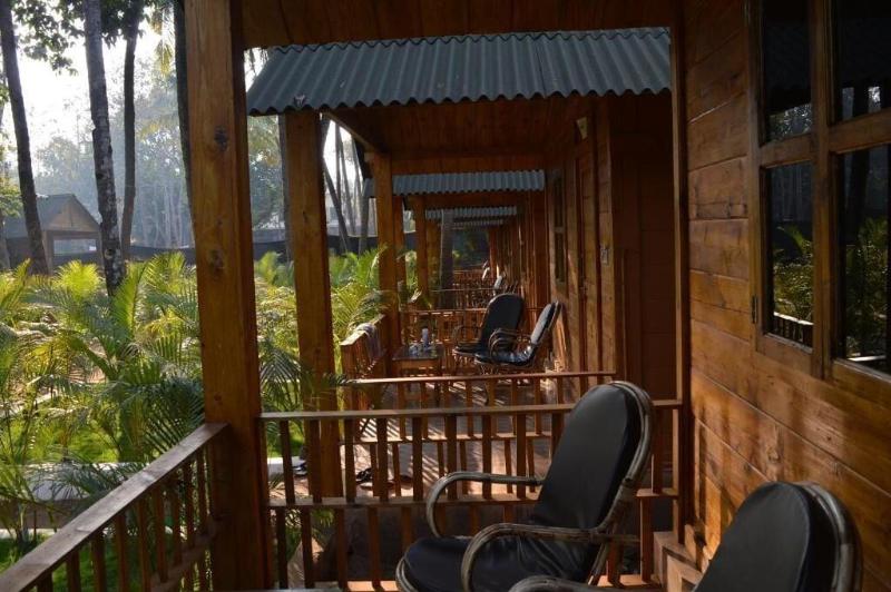 Kings Villa Resort image