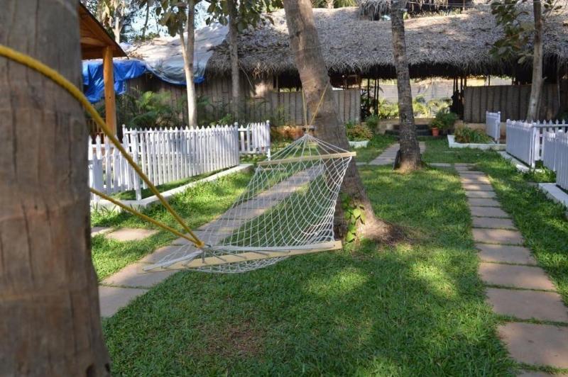 Kings Villa Resort image