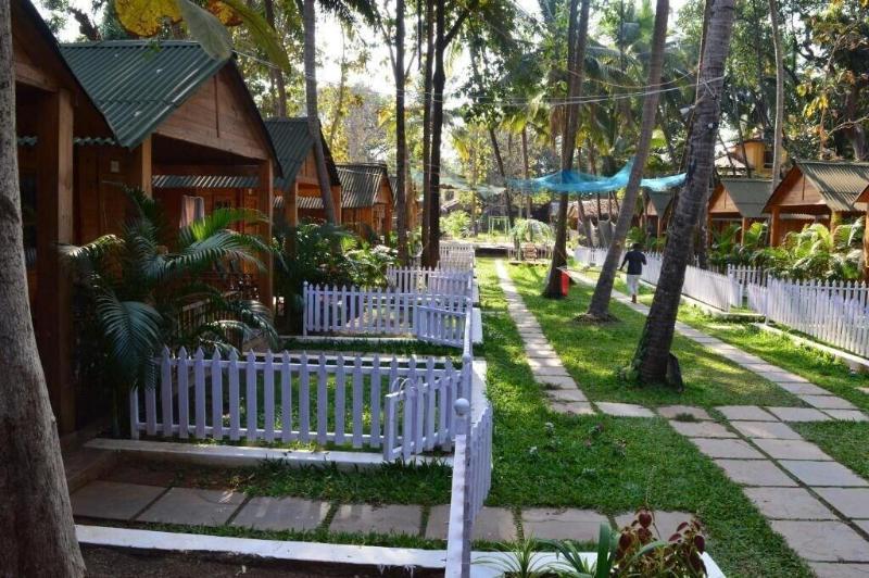 Kings Villa Resort image