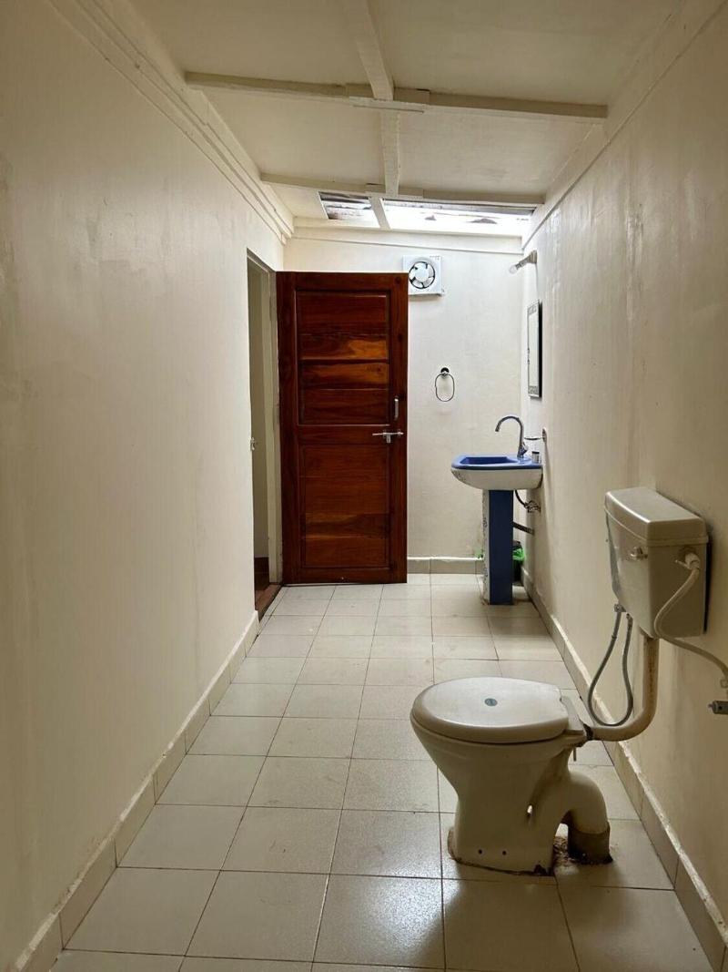 Kings Villa Resort image