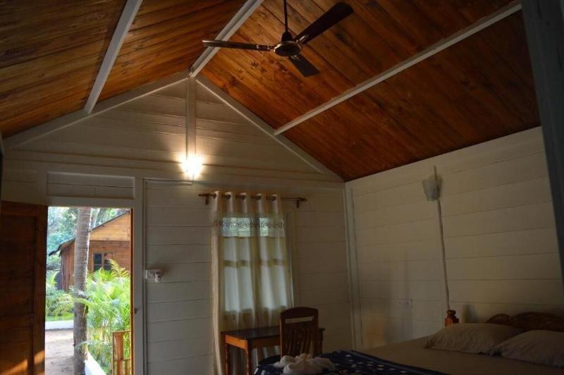 Kings Villa Resort image