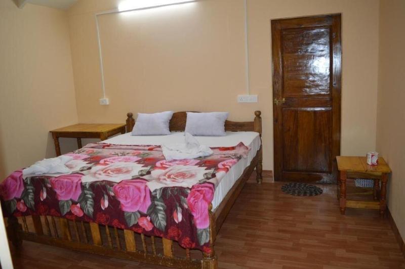 Kings Villa Resort image