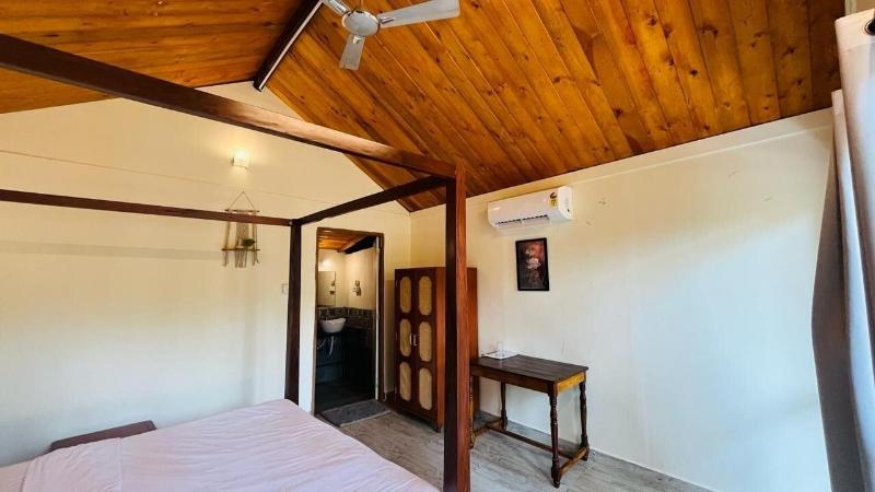 Kings Villa Resort image