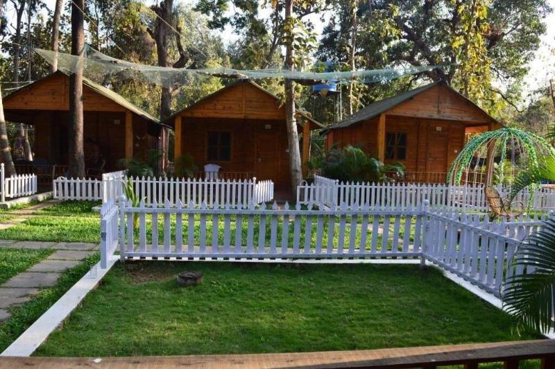 Kings Villa Resort image