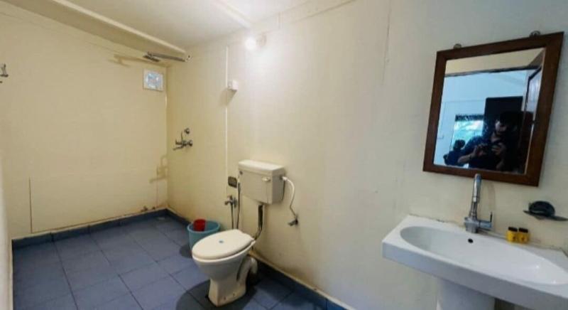 Kings Villa Resort image