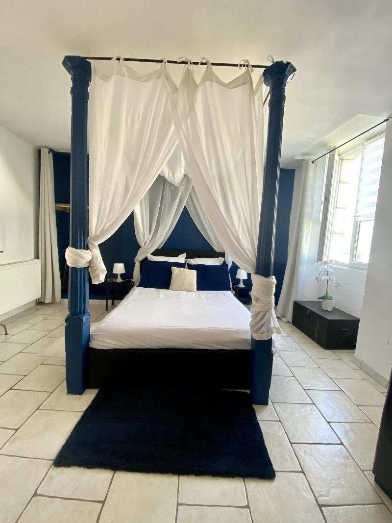 Nuit Et Spa En Brenne image