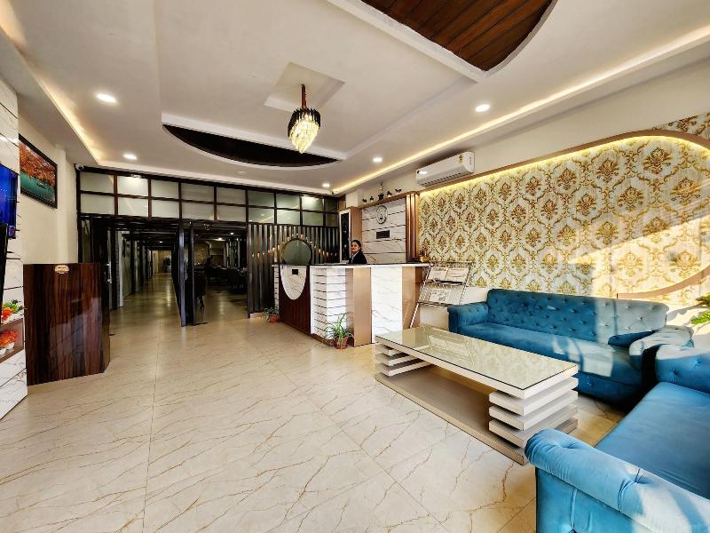 Pineberry Hotels