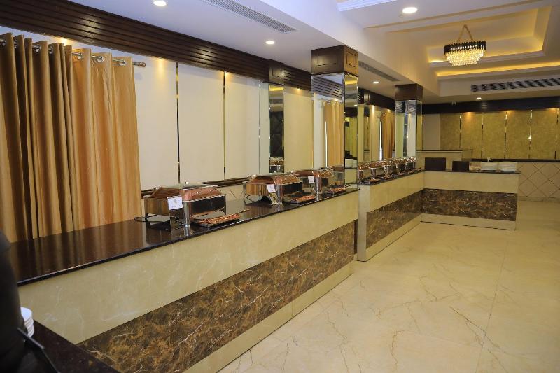 Pineberry Hotels — restaurant