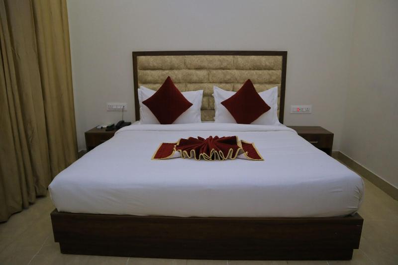 Pineberry Hotels 3