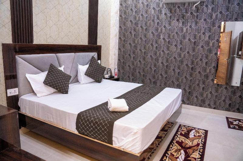 Sr Guest House image