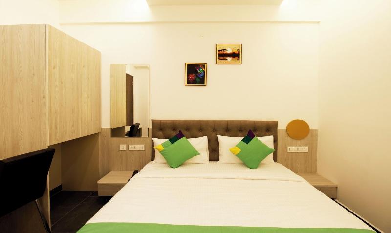 Itsy Hotels Silver Keys image