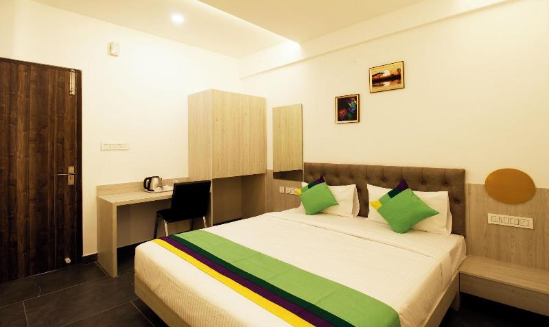 Itsy Hotels Silver Keys image