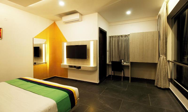 Itsy Hotels Silver Keys image