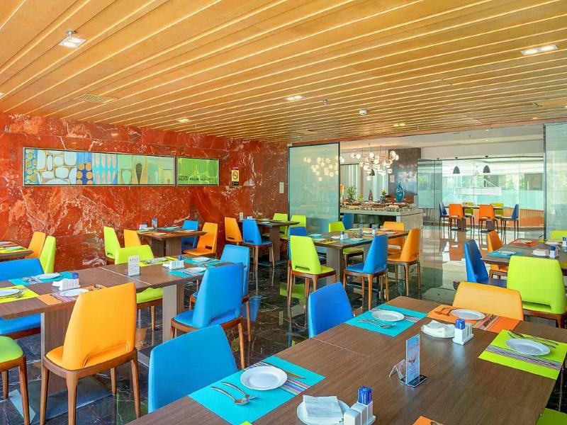Hampton By Hilton Zhuhai Gongbei Port image