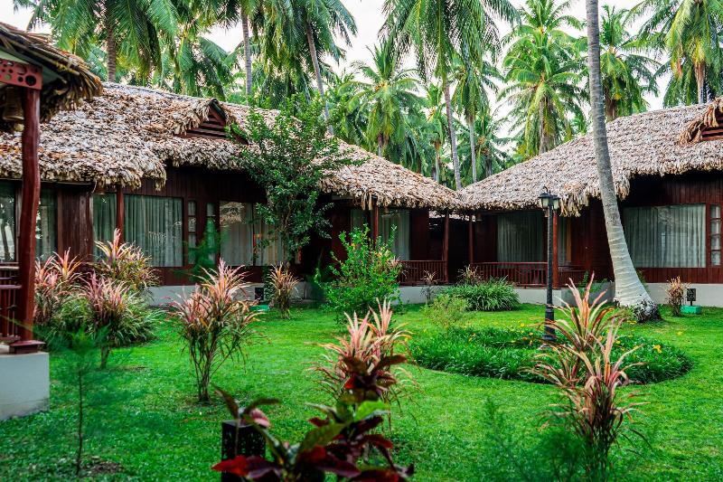 Coral Reef Resort & Spa, Havelock image