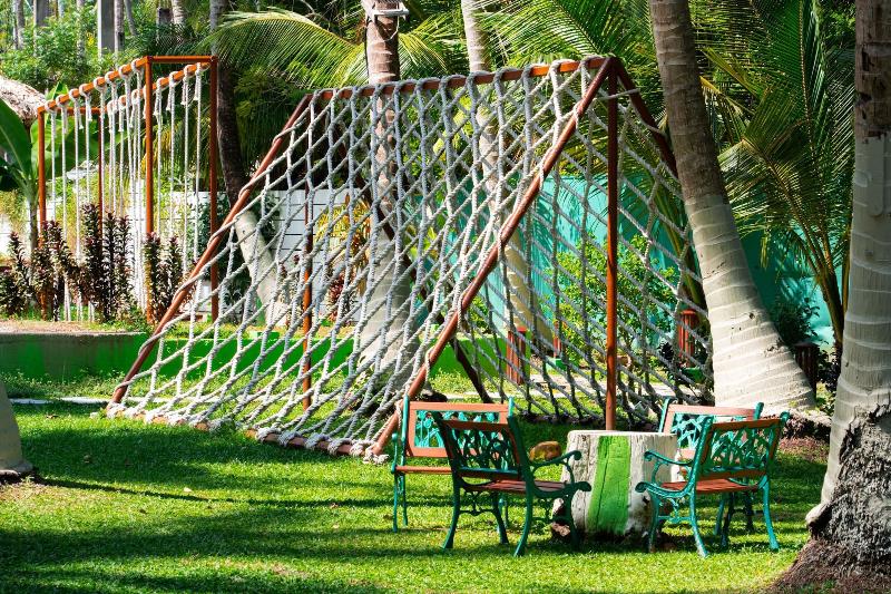Coral Reef Resort & Spa, Havelock image