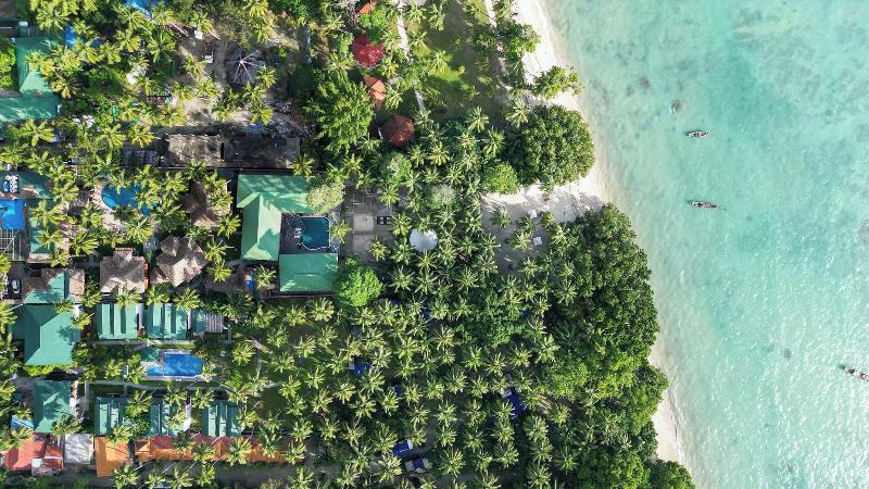 Coral Reef Resort & Spa, Havelock image