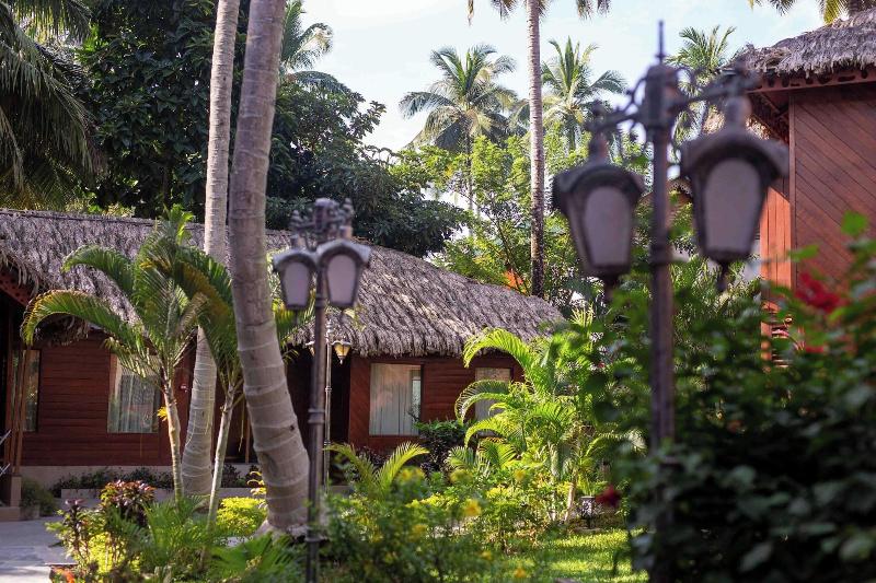 Coral Reef Resort & Spa, Havelock image