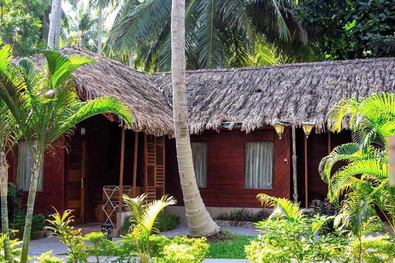 Coral Reef Resort & Spa, Havelock image