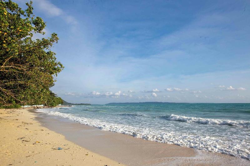 Coral Reef Resort & Spa, Havelock image