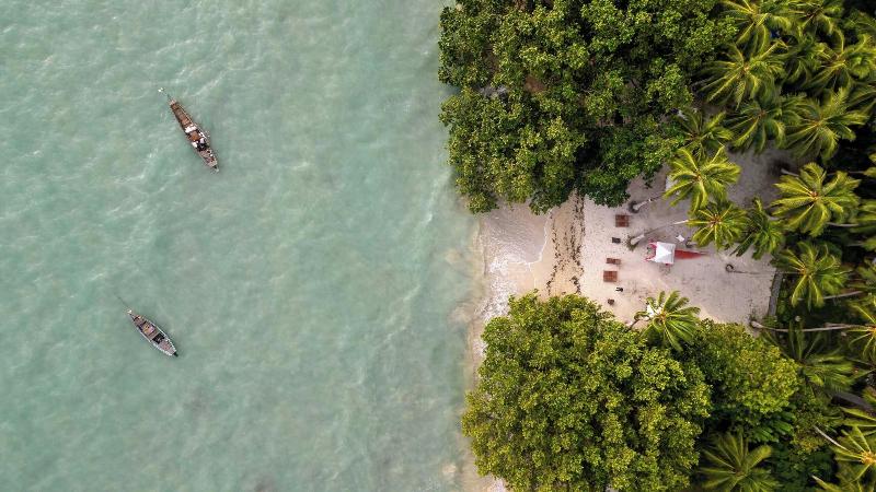 Coral Reef Resort & Spa, Havelock image