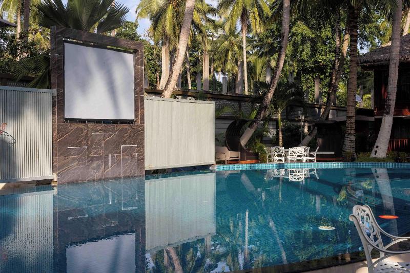 Coral Reef Resort & Spa, Havelock image