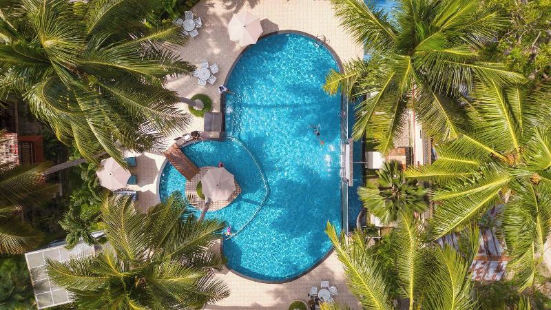 Coral Reef Resort & Spa, Havelock image