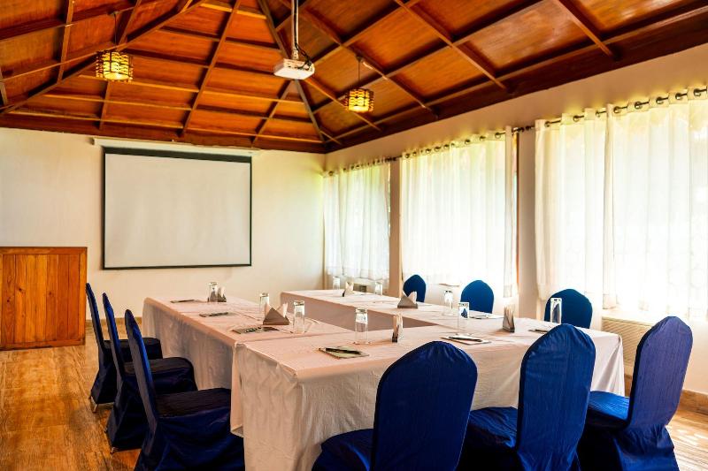 Coral Reef Resort & Spa, Havelock image
