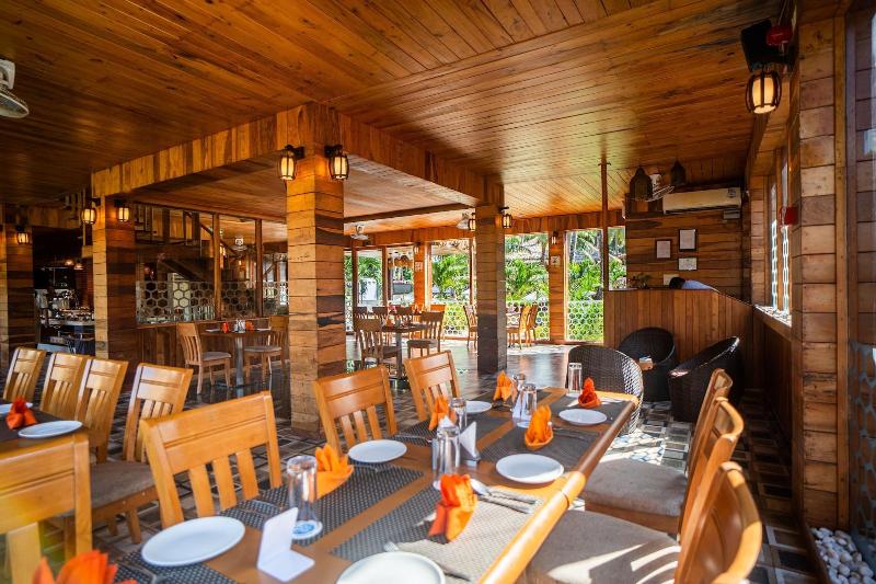 Coral Reef Resort & Spa, Havelock image