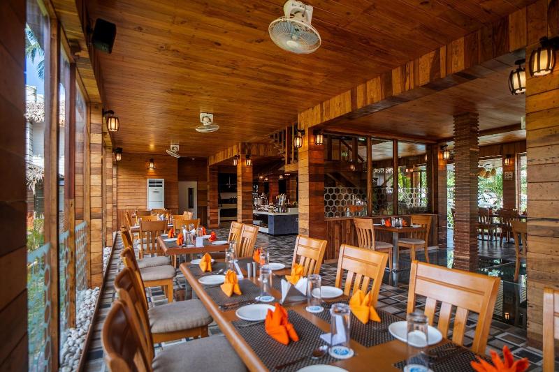 Coral Reef Resort & Spa, Havelock image