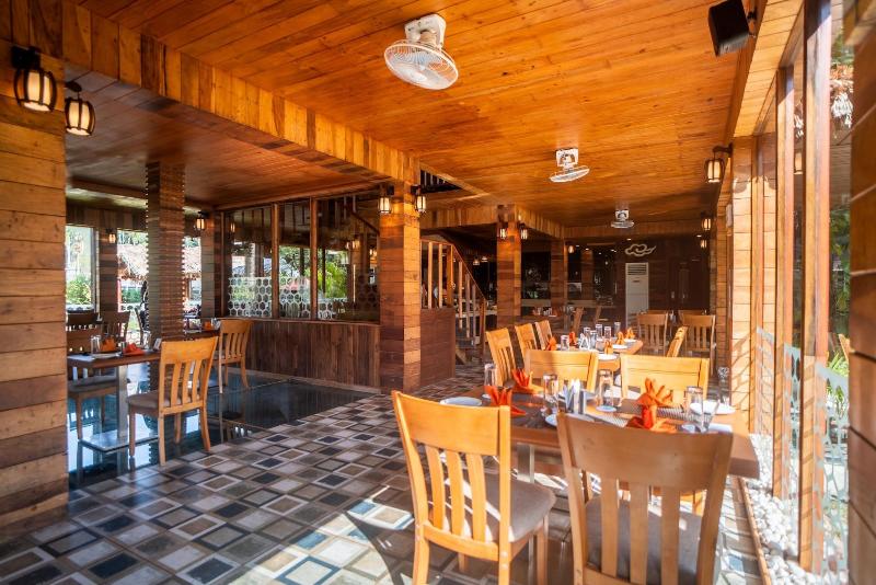 Coral Reef Resort & Spa, Havelock image