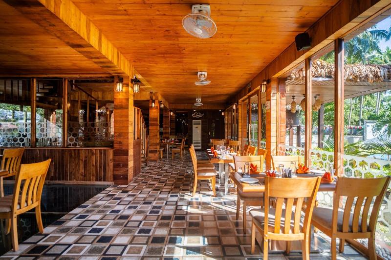 Coral Reef Resort & Spa, Havelock image
