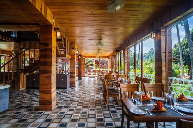 Coral Reef Resort & Spa, Havelock image