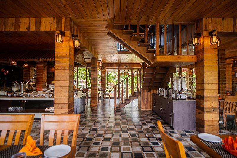 Coral Reef Resort & Spa, Havelock image