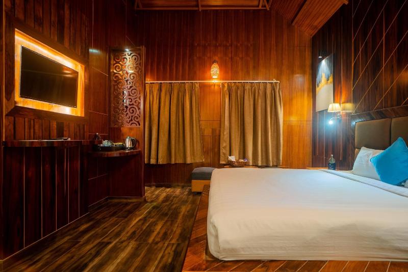 Coral Reef Resort & Spa, Havelock image