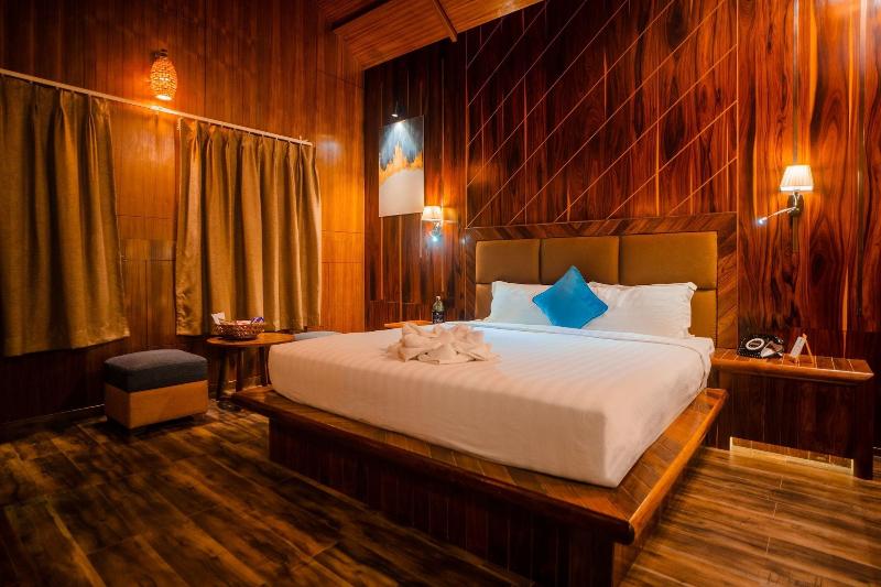 Coral Reef Resort & Spa, Havelock image