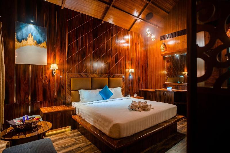 Coral Reef Resort & Spa, Havelock image