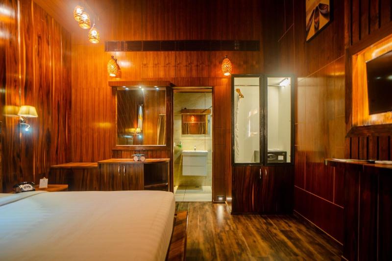 Coral Reef Resort & Spa, Havelock image