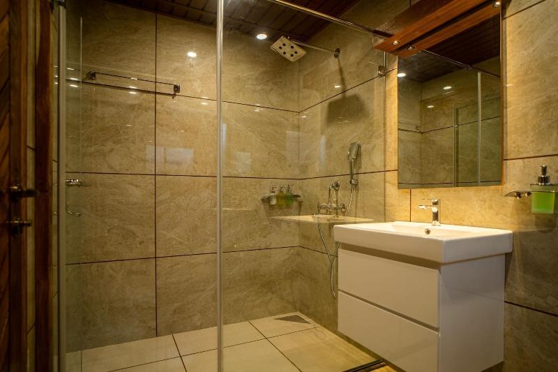 Coral Reef Resort & Spa, Havelock image