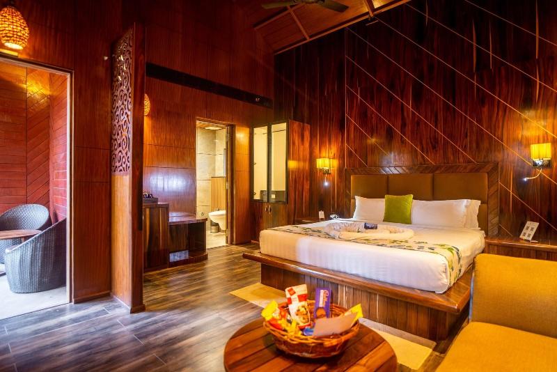 Coral Reef Resort & Spa, Havelock image
