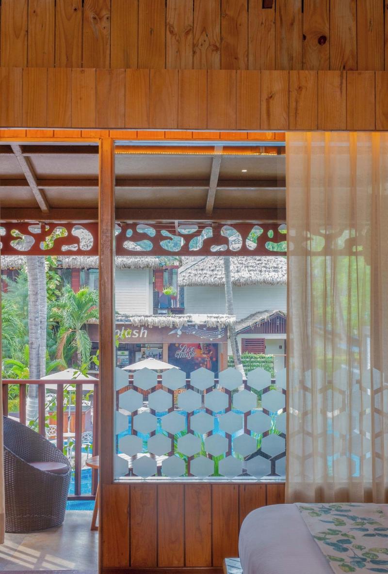 Coral Reef Resort & Spa, Havelock image