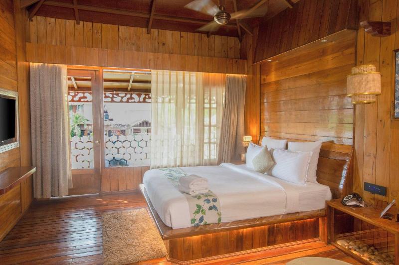 Coral Reef Resort & Spa, Havelock image