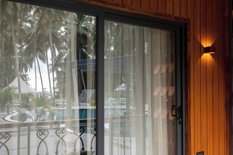 Coral Reef Resort & Spa, Havelock image