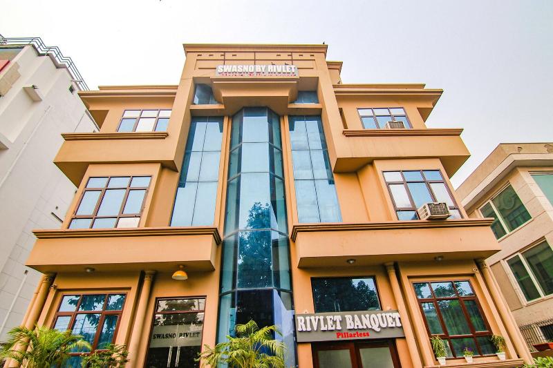 Fabhotel Prime The Rivlet Mg Road image