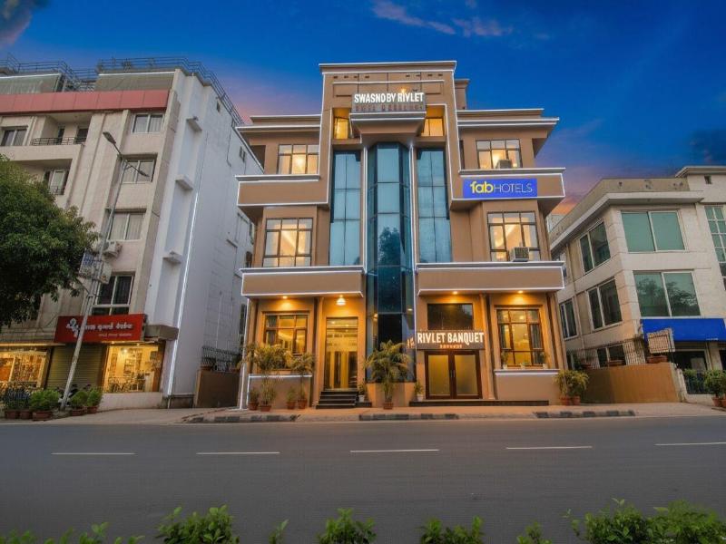 Fabhotel Prime The Rivlet Mg Road image
