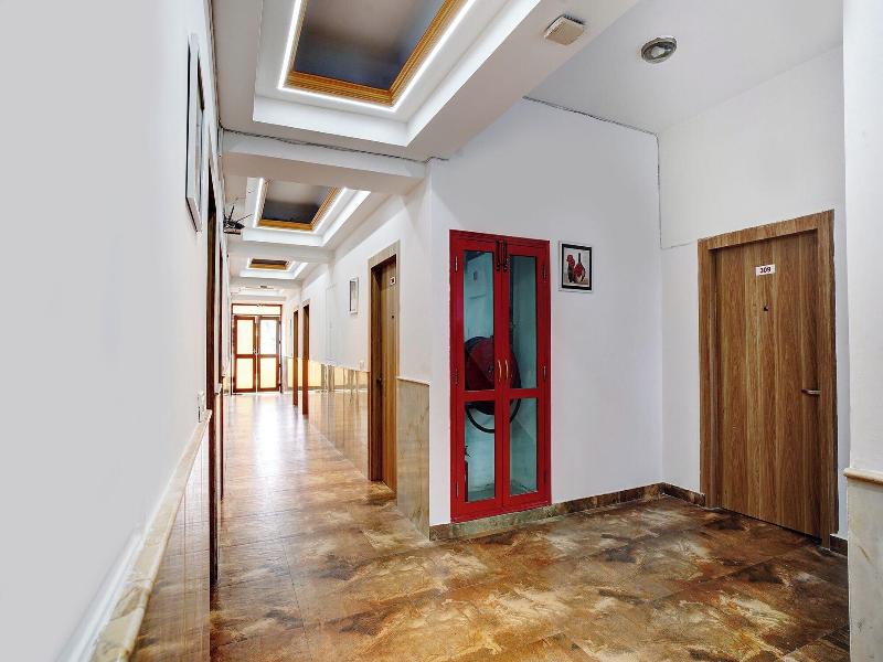 Fabhotel Prime The Rivlet Mg Road image
