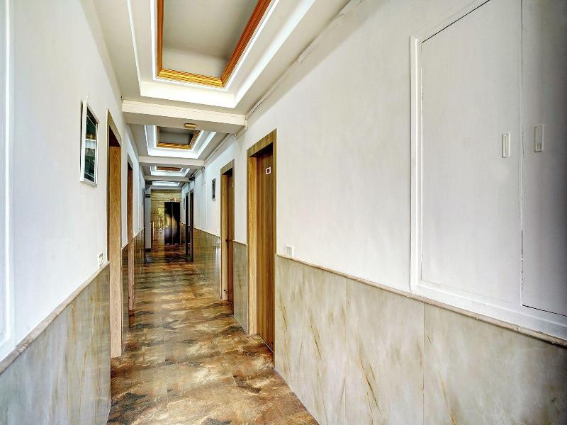 Fabhotel Prime The Rivlet Mg Road image